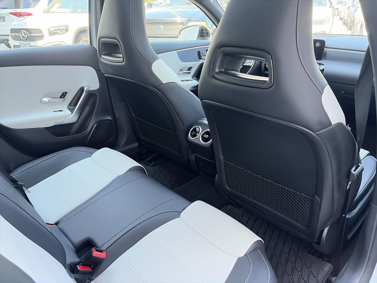 2022  A250