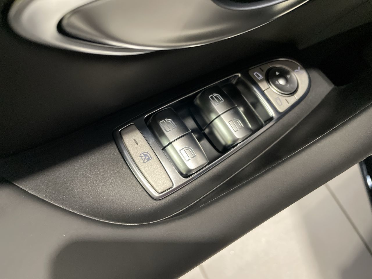 2024 Mercedes-Benz AMG GT53
