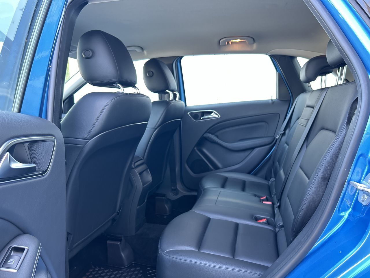 Mercedes-Benz B250  2013 à Vancouver, Colombie-Britannique