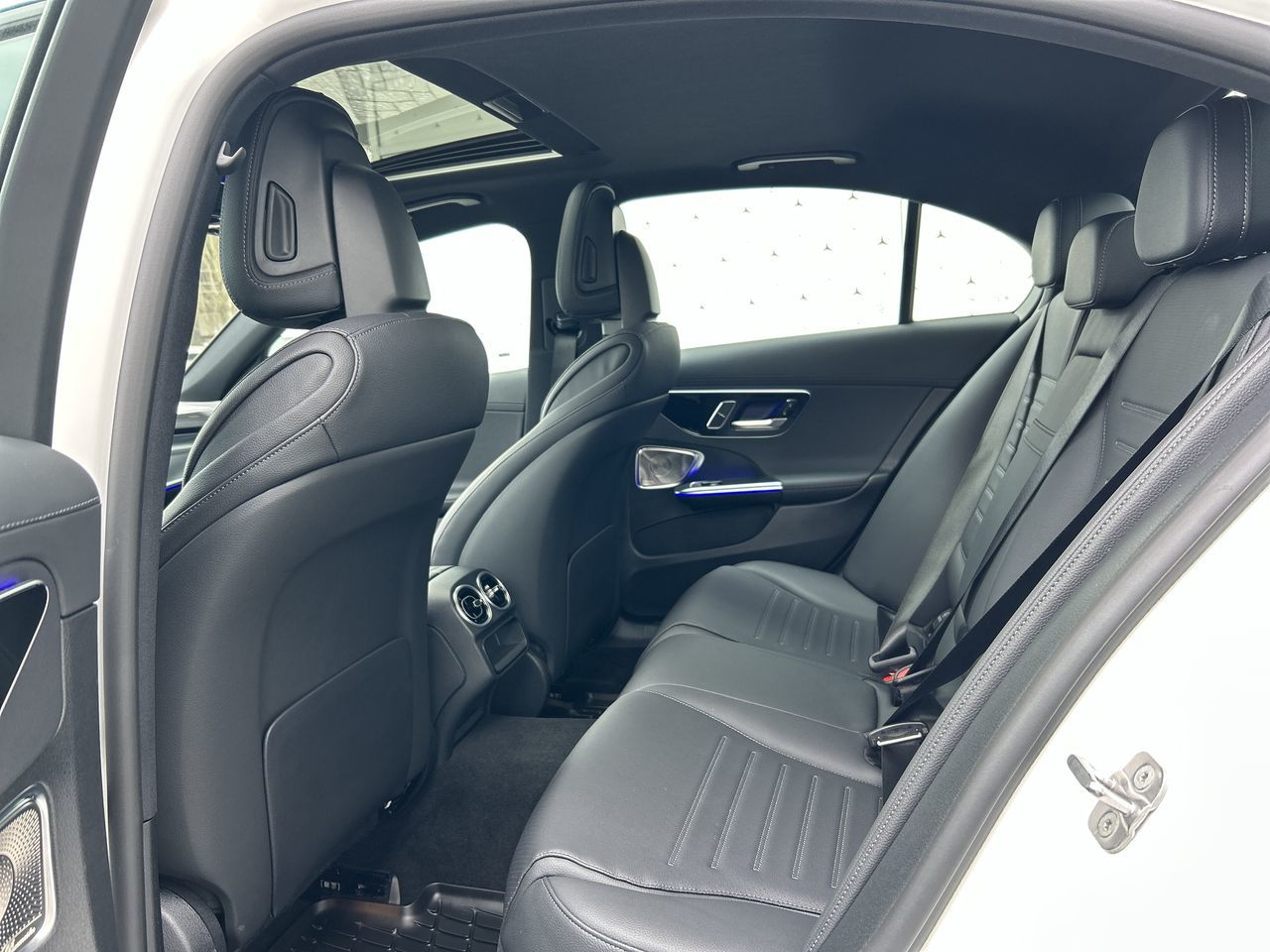 Mercedes-Benz C-Class  2025 à Vancouver, Colombie-Britannique