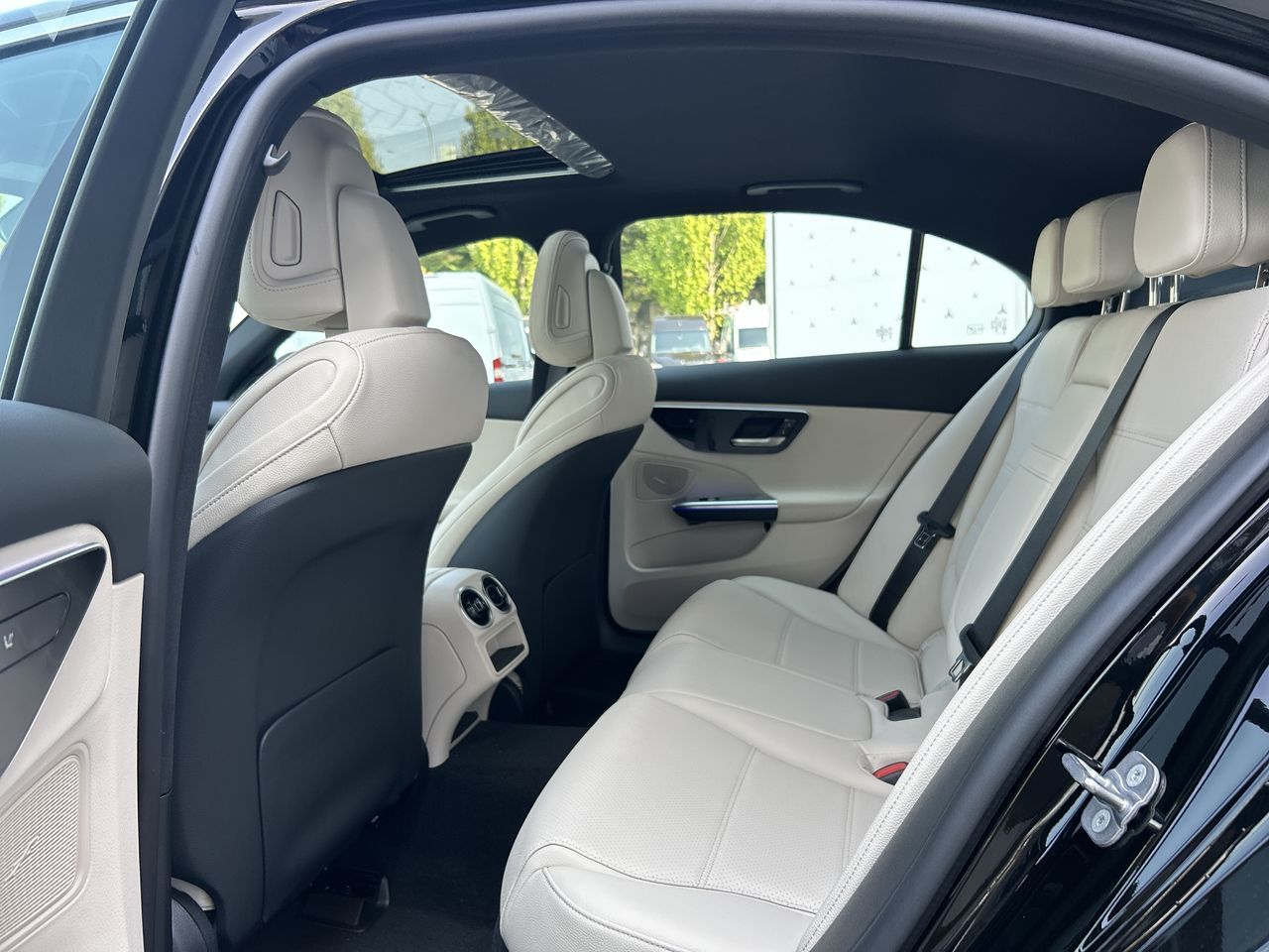 Mercedes-Benz C-Class  2025 à Vancouver, Colombie-Britannique