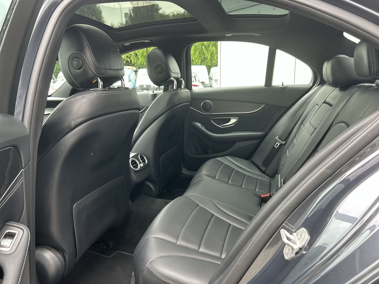 Mercedes-Benz C300  2016 à Vancouver, Colombie-Britannique