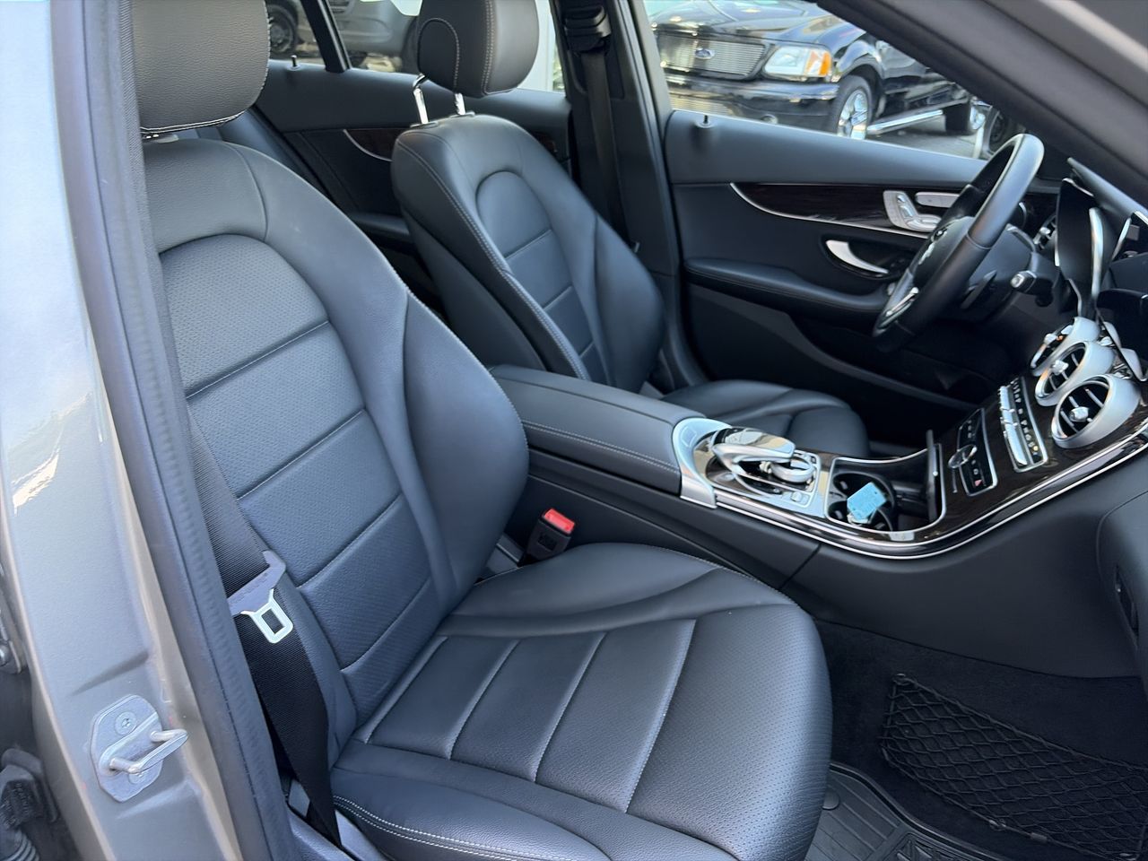 2021  C300