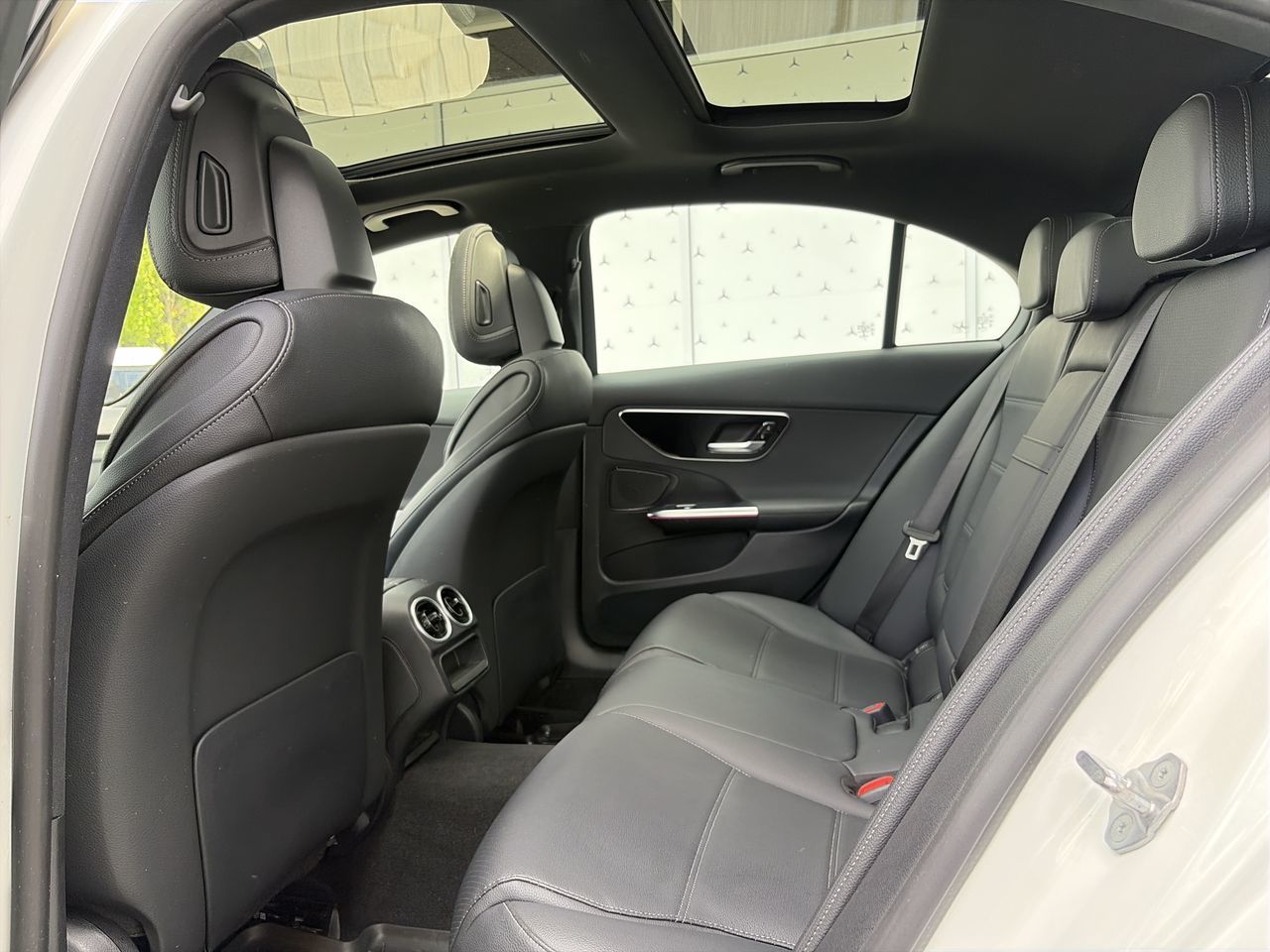 2022  C300