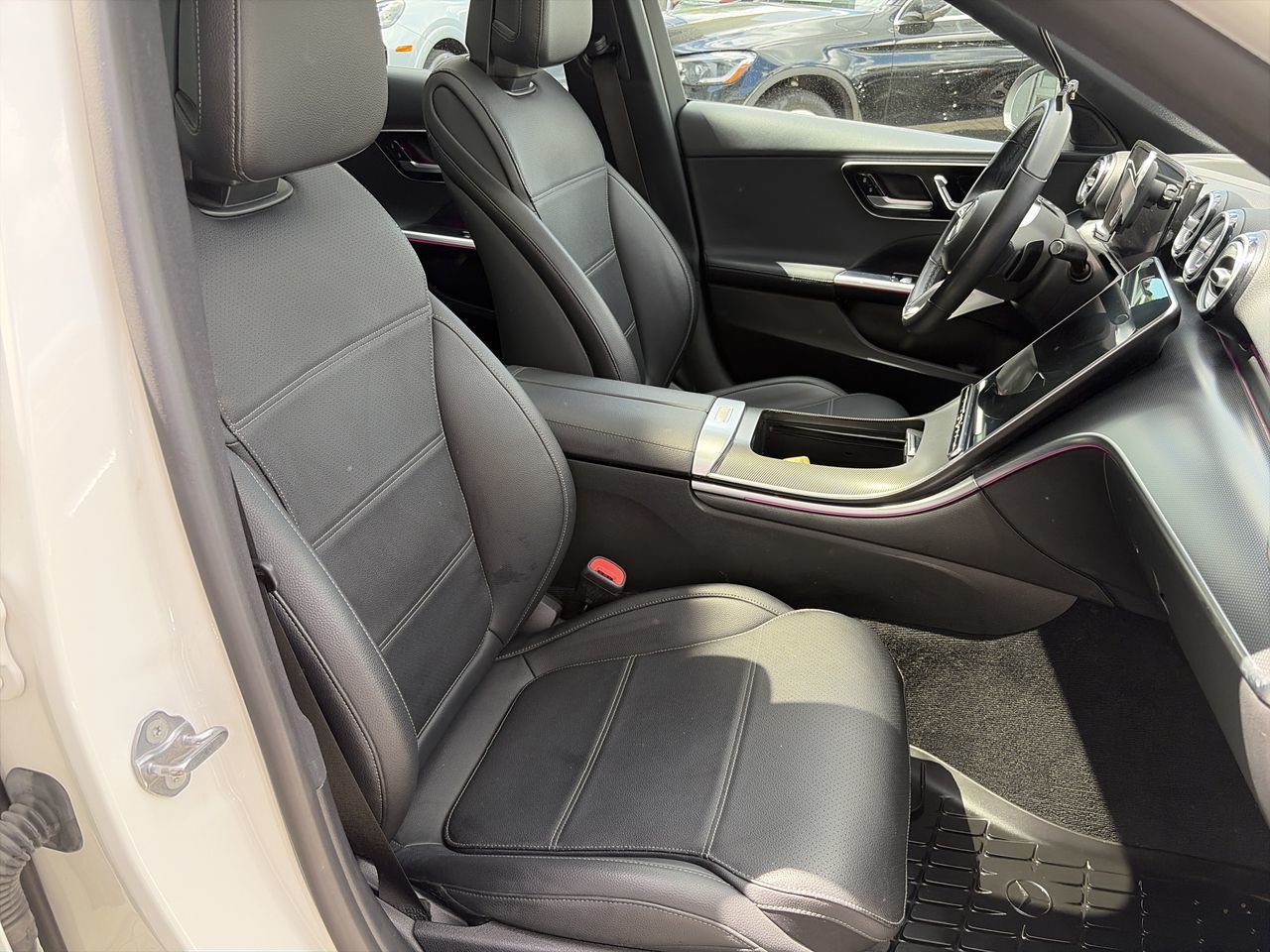 2022  C300