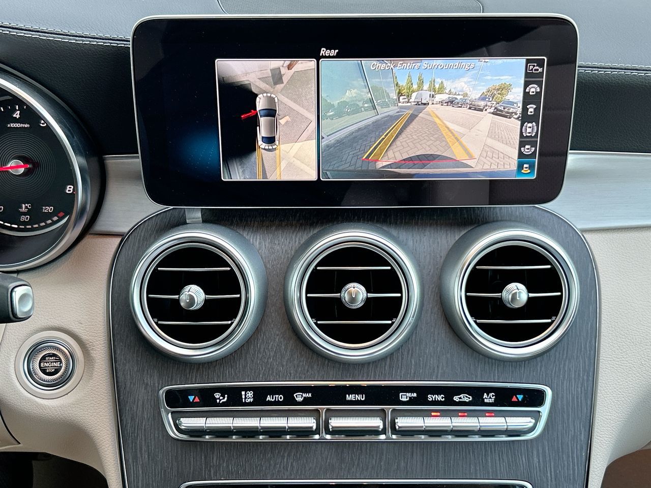 2023 Mercedes-Benz C300