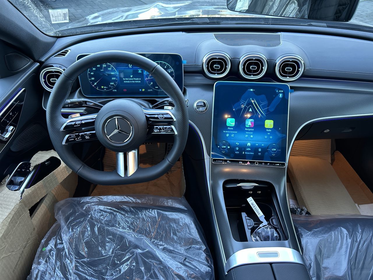 Mercedes-Benz C300  2025 à Vancouver, Colombie-Britannique