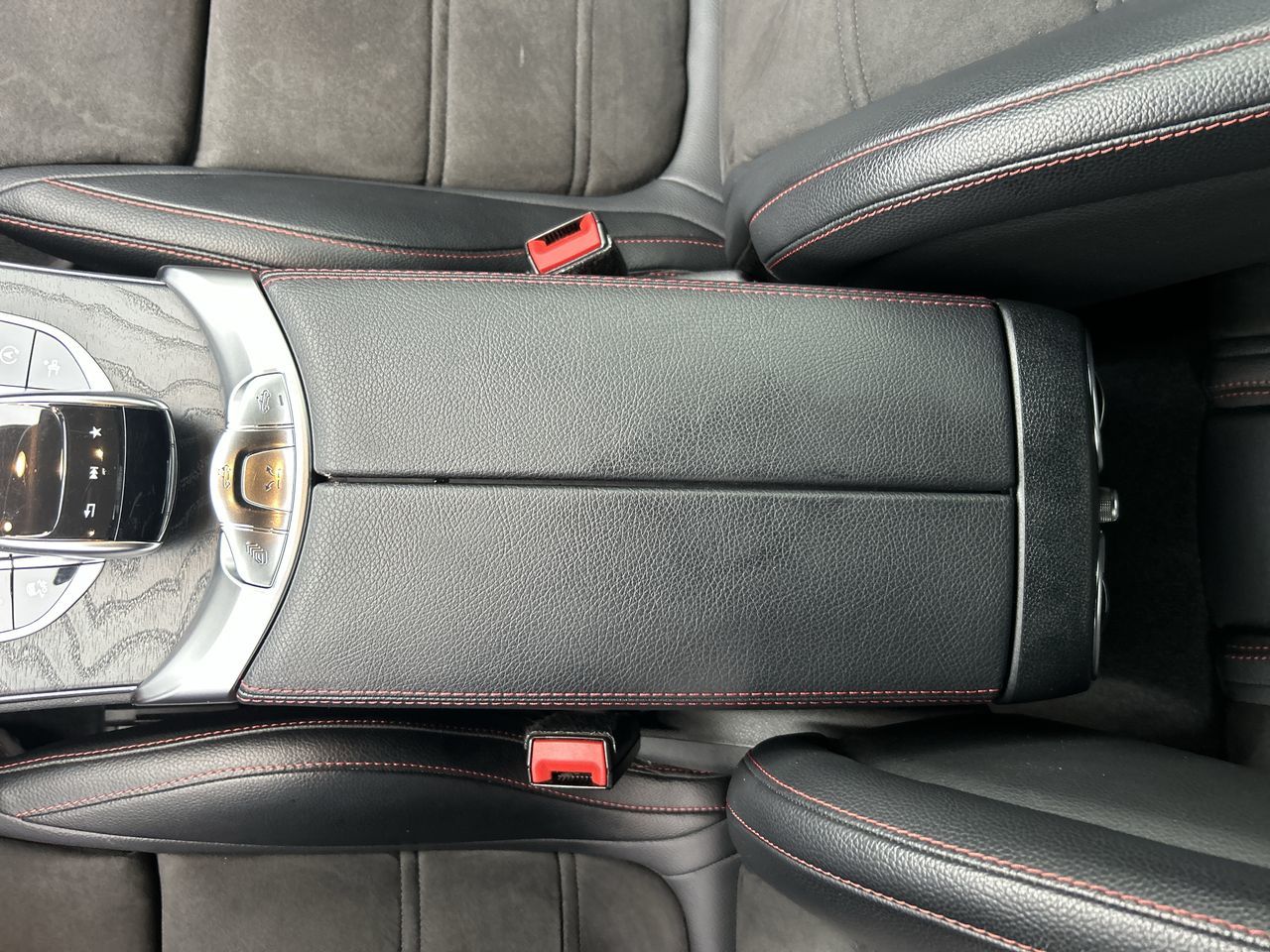 Mercedes-Benz C43 AMG  2018 à Vancouver, Colombie-Britannique