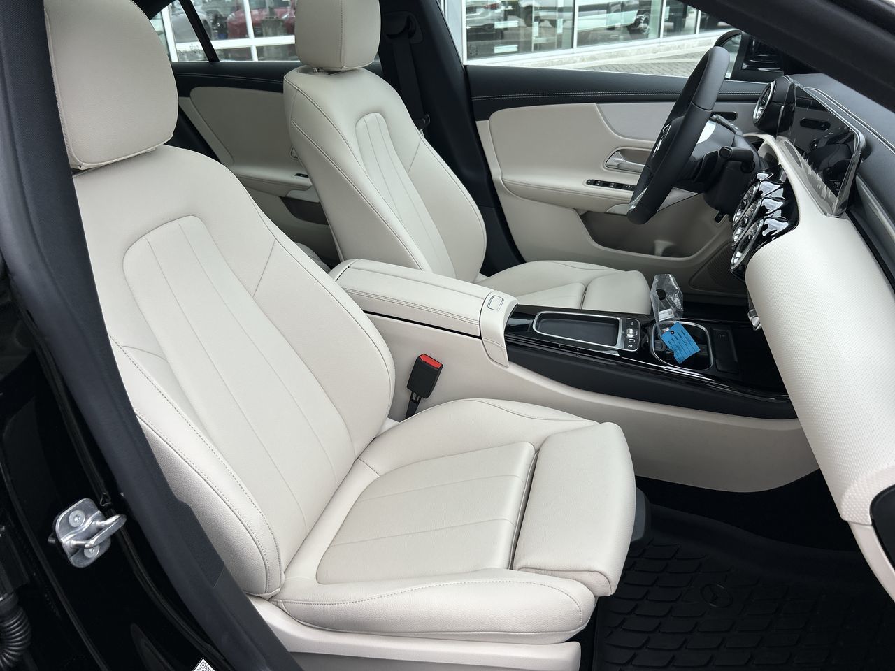 Mercedes-Benz CLA  2025 à Vancouver, Colombie-Britannique