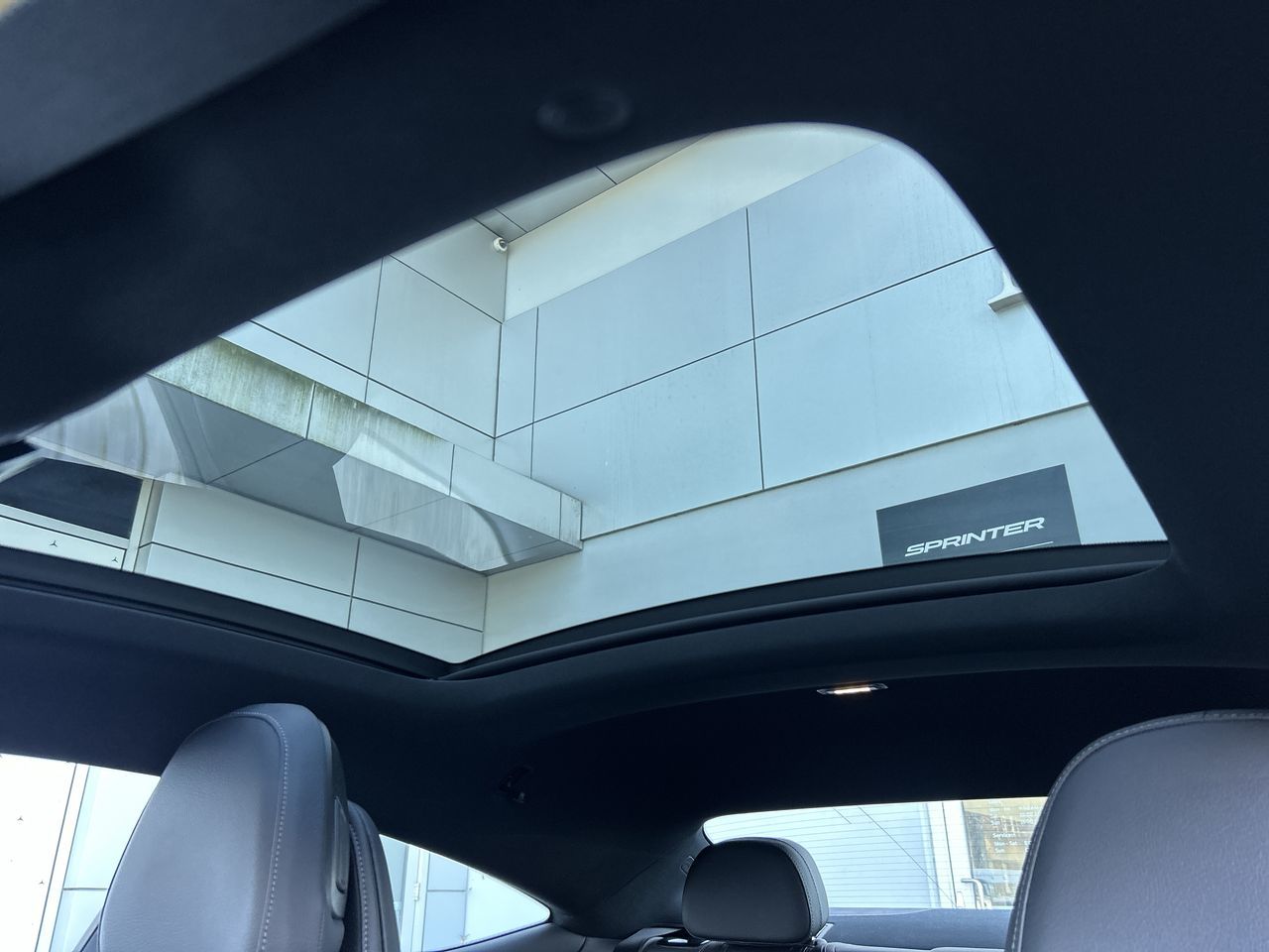 2025 Mercedes-Benz CLE300