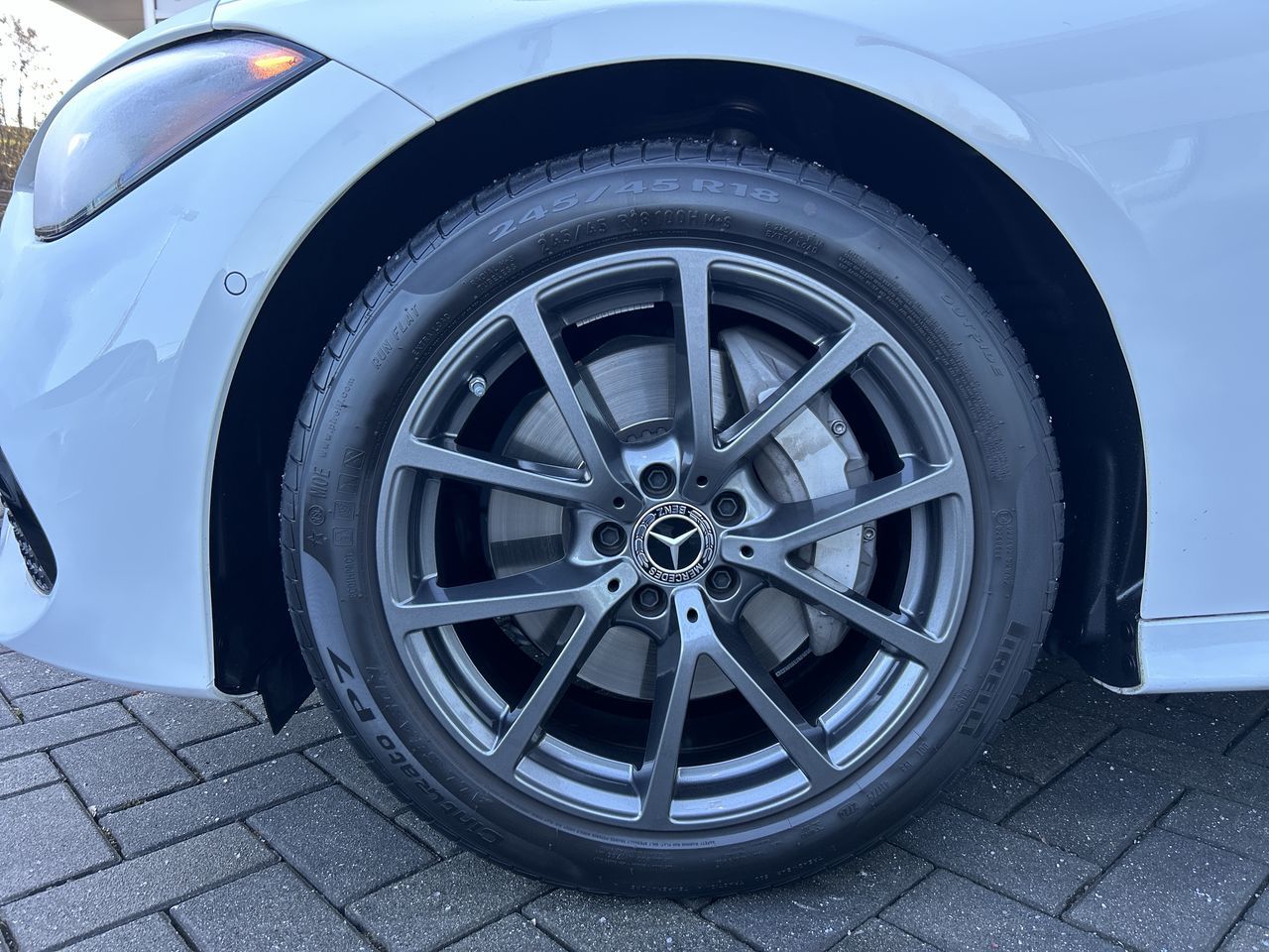 2025 Mercedes-Benz CLE300