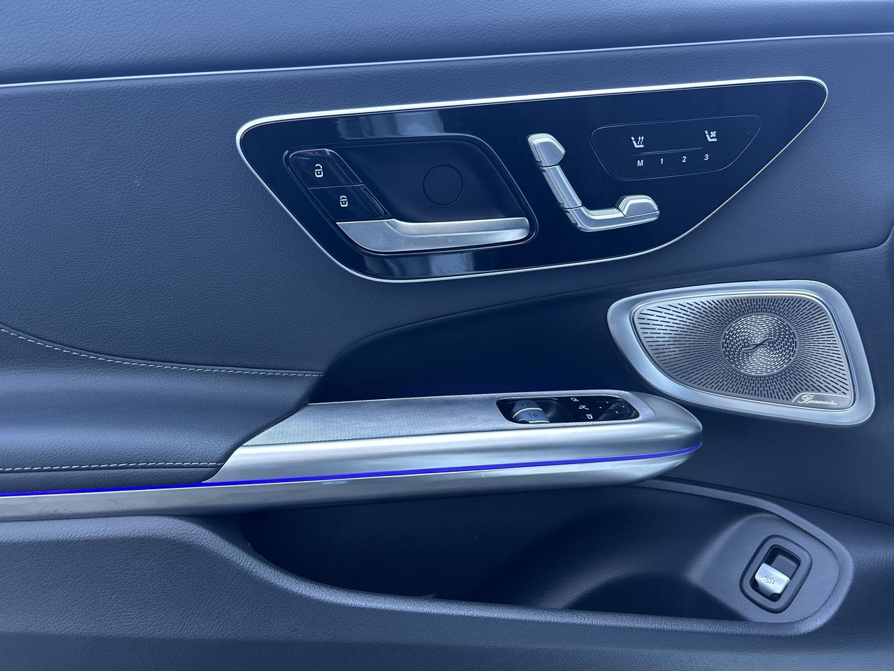 2025 Mercedes-Benz CLE300