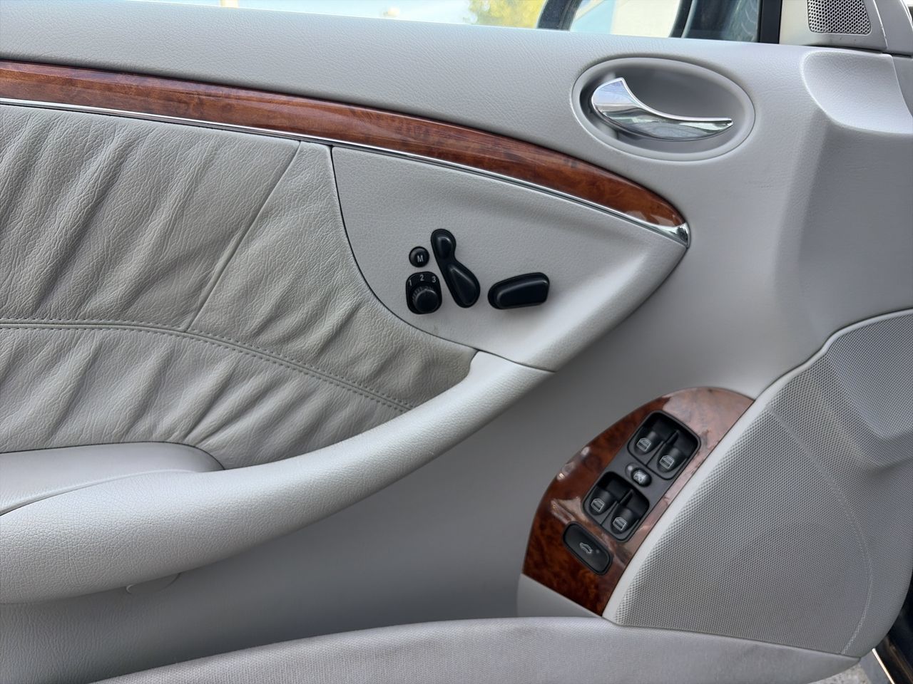 2004  CLK320
