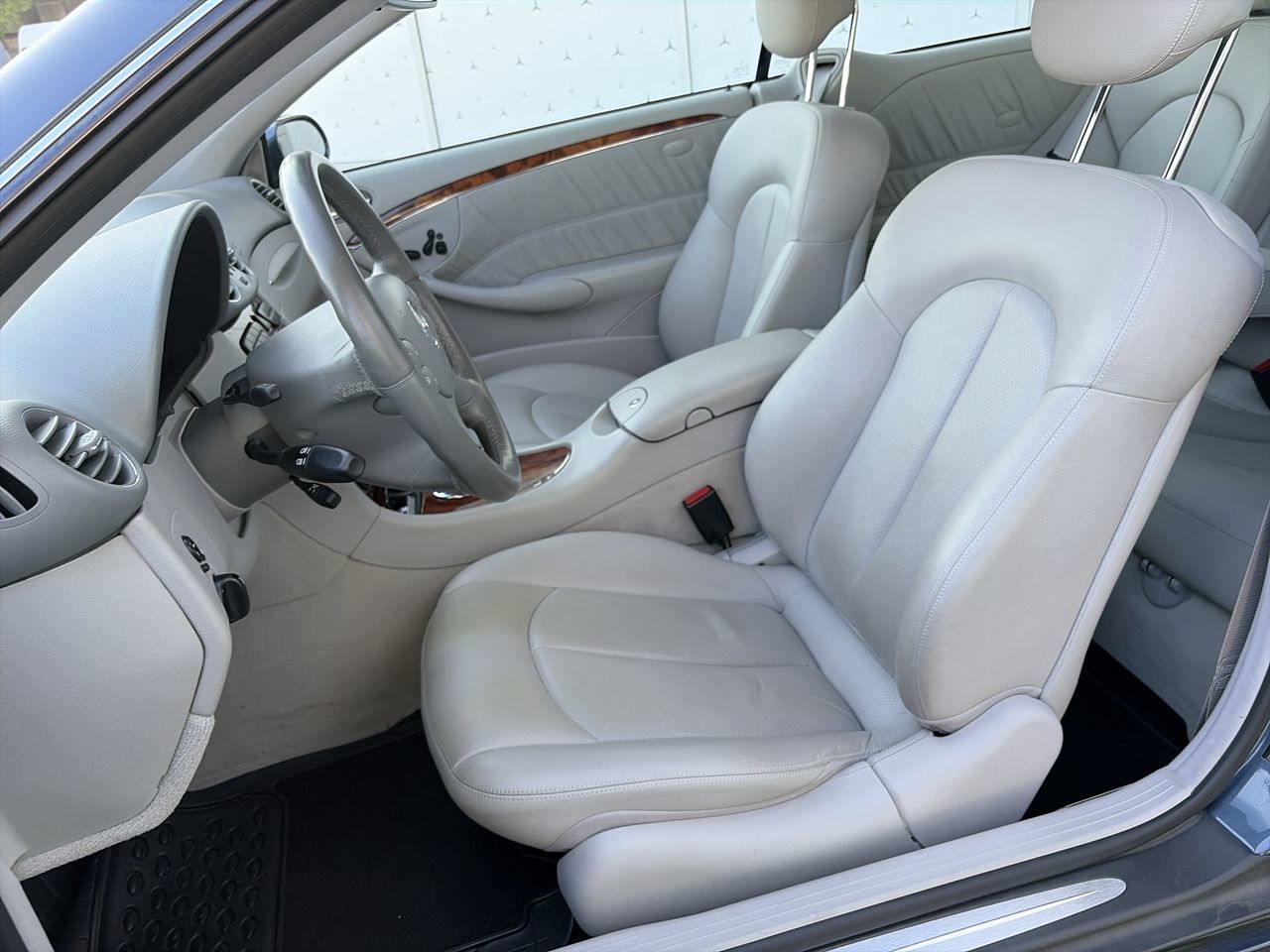 2004  CLK320