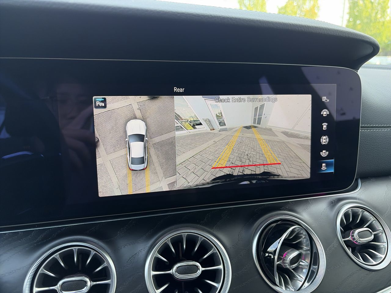2022  CLS53