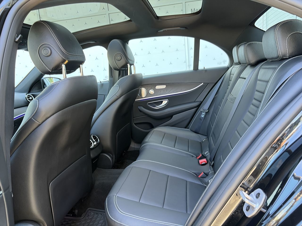 2022  E350