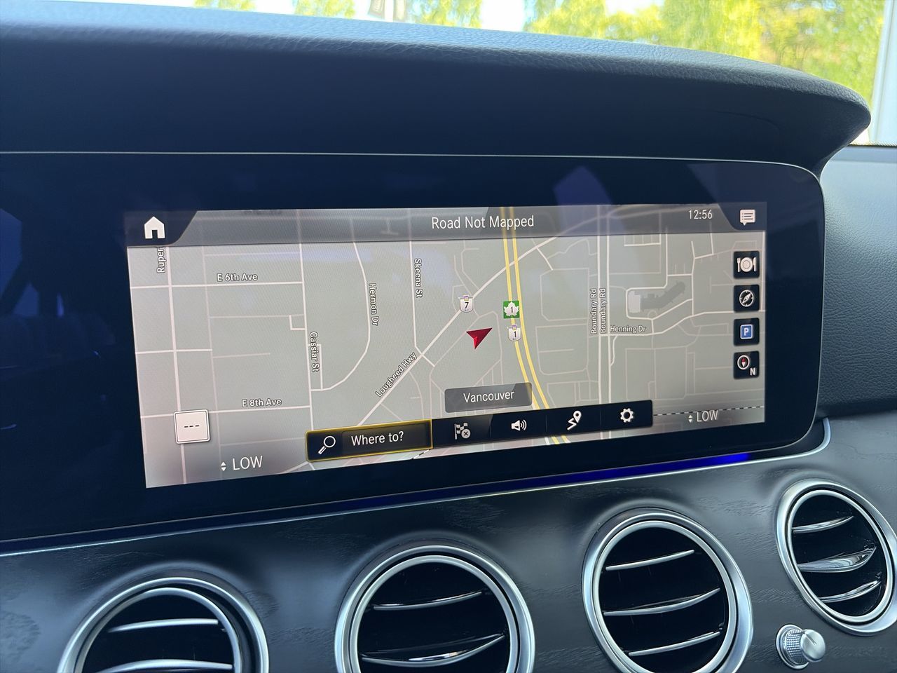 2022  E350