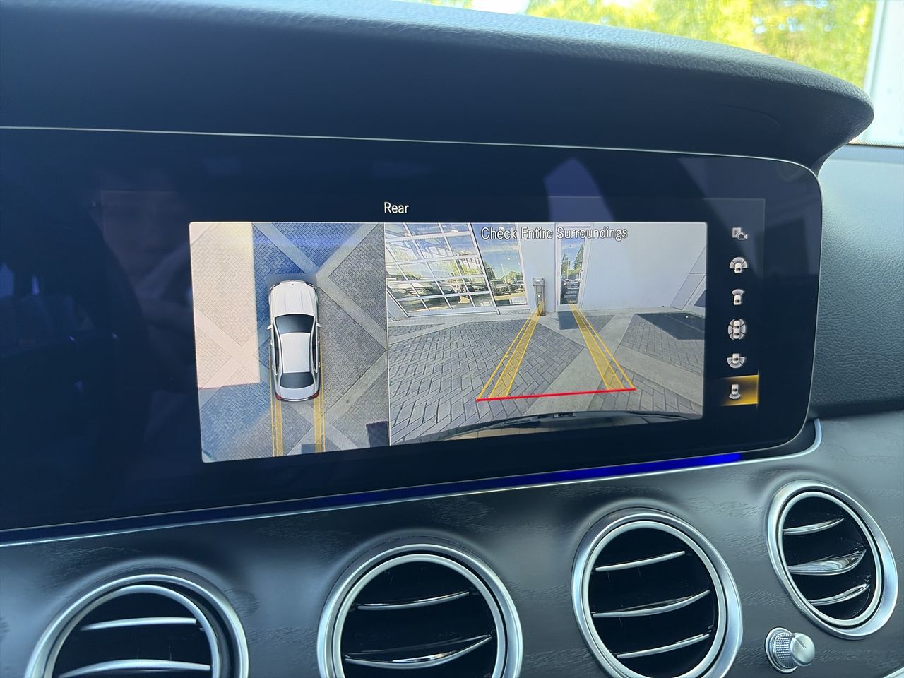 2022  E350