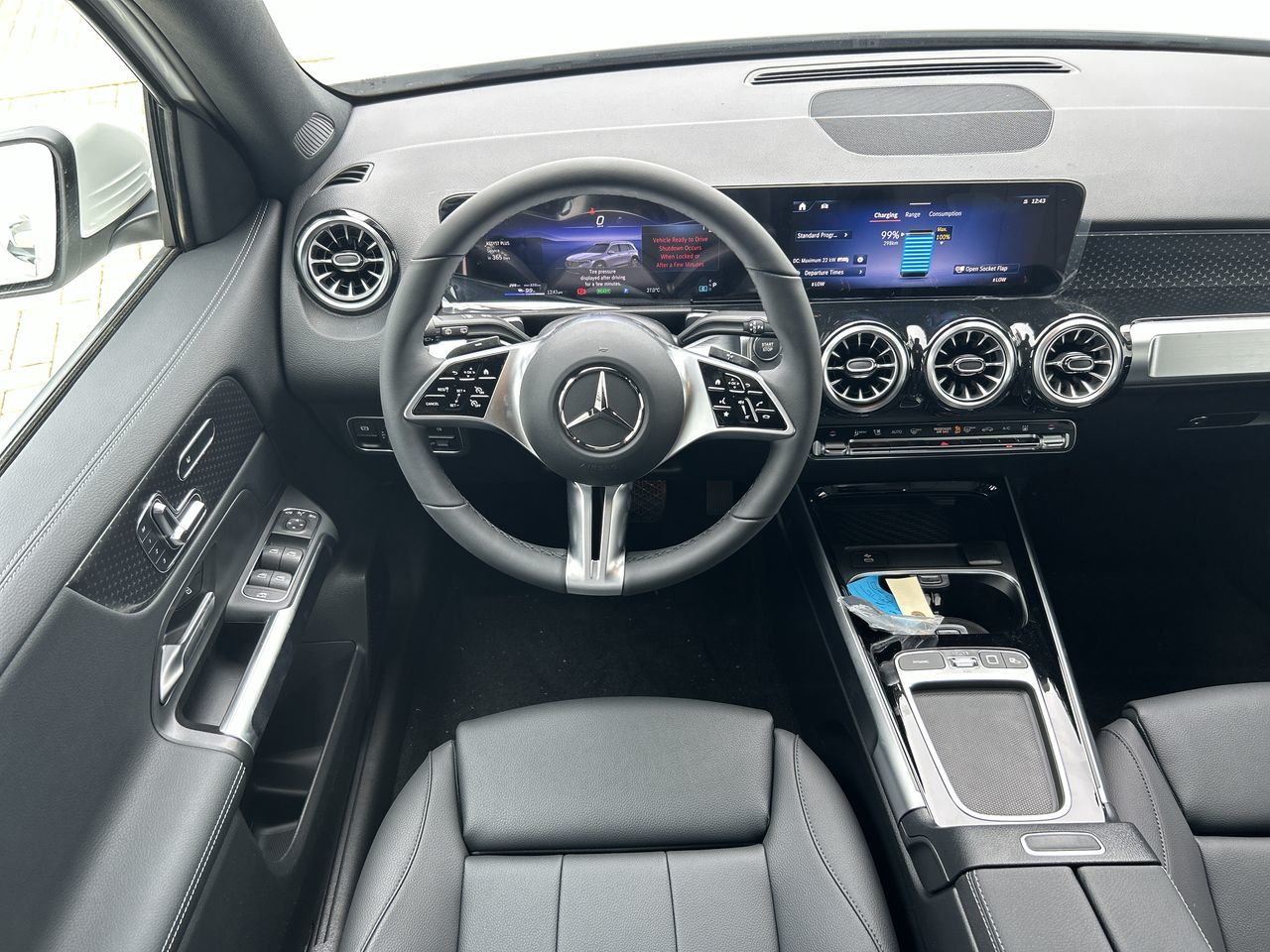 2025 Mercedes-Benz EQB in Vancouver, British Columbia