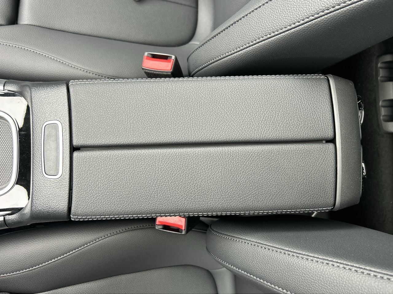 2025 Mercedes-Benz EQB in Vancouver, British Columbia