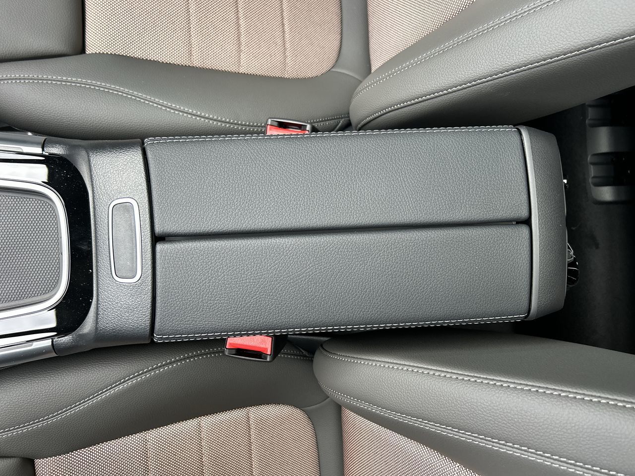 2025 Mercedes-Benz EQB in Vancouver, British Columbia