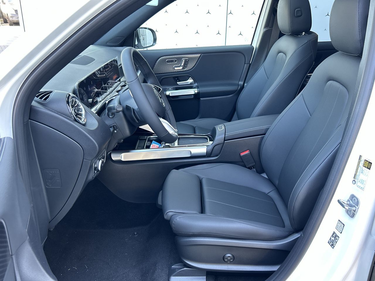 Mercedes-Benz EQB  2025 à Vancouver, Colombie-Britannique