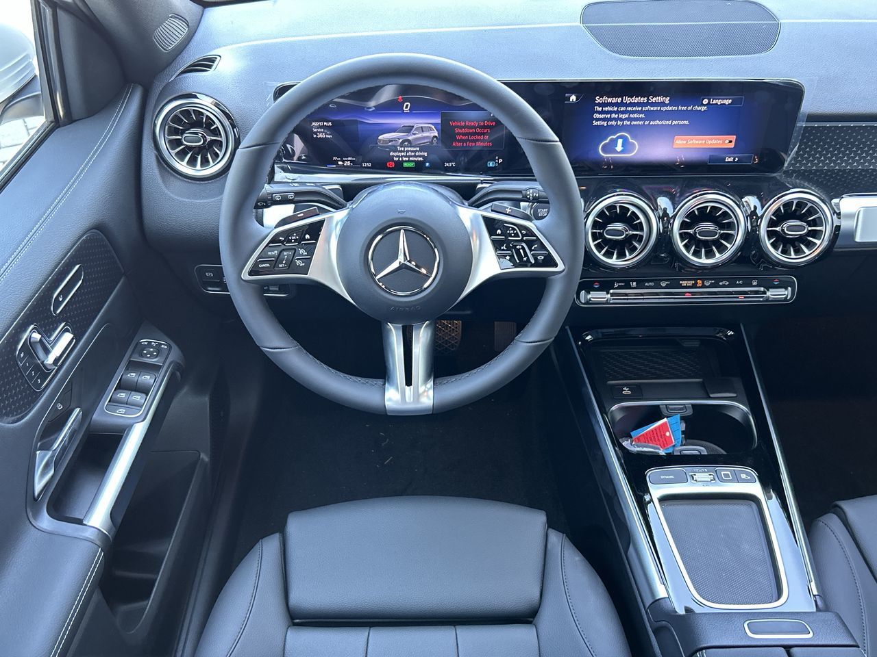 Mercedes-Benz EQB  2025 à Vancouver, Colombie-Britannique