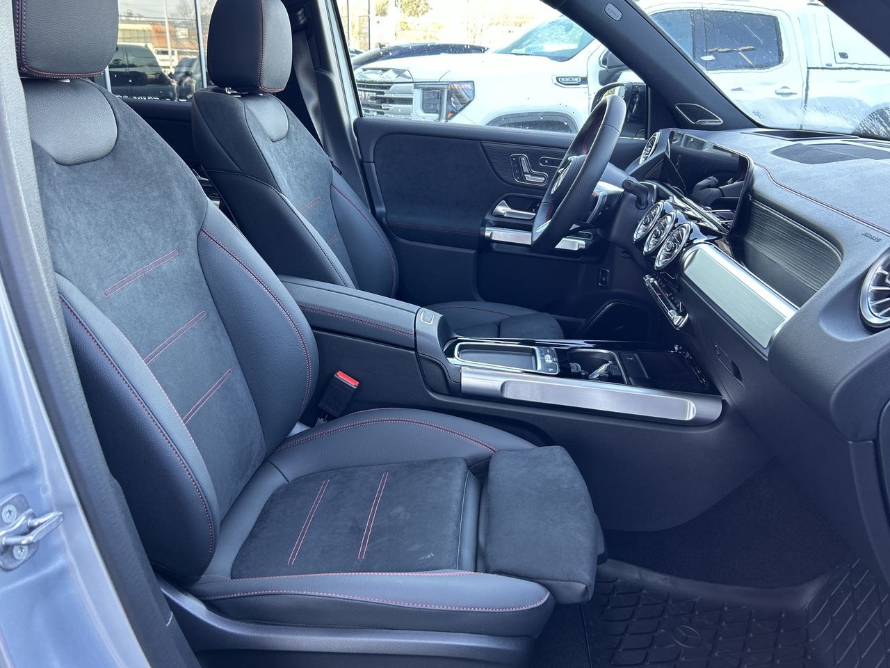 2024 Mercedes-Benz EQB300 in Vancouver, British Columbia