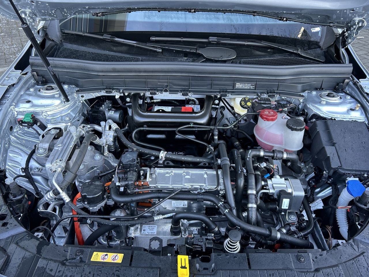 2024 Mercedes-Benz EQB300 in Vancouver, British Columbia