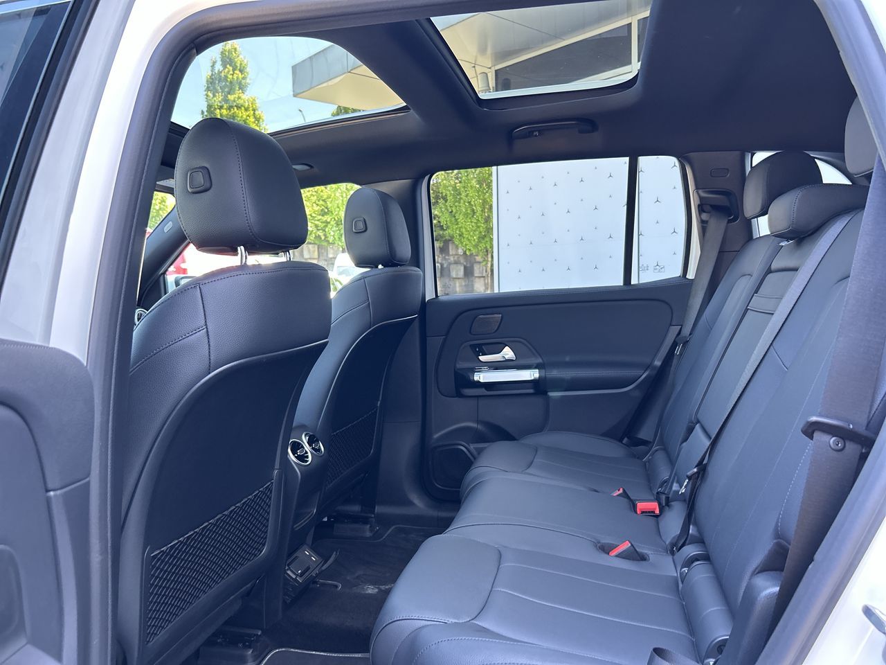 2024 Mercedes-Benz EQB300 in Vancouver, British Columbia