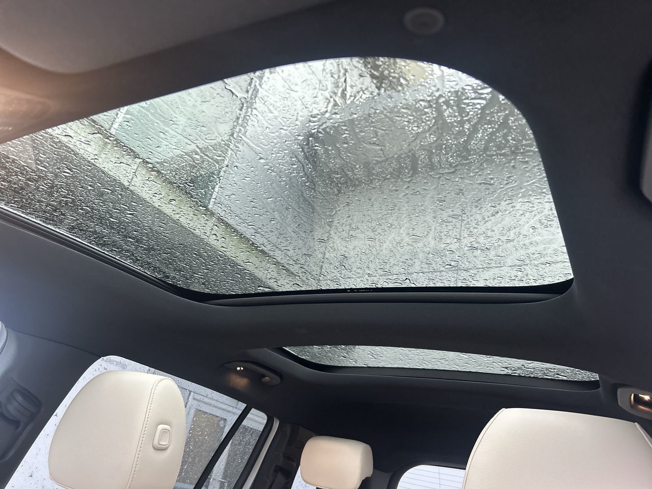 2024 Mercedes-Benz EQB300