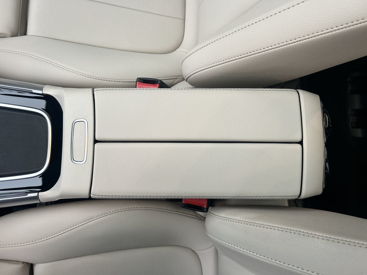 2024 Mercedes-Benz EQB300