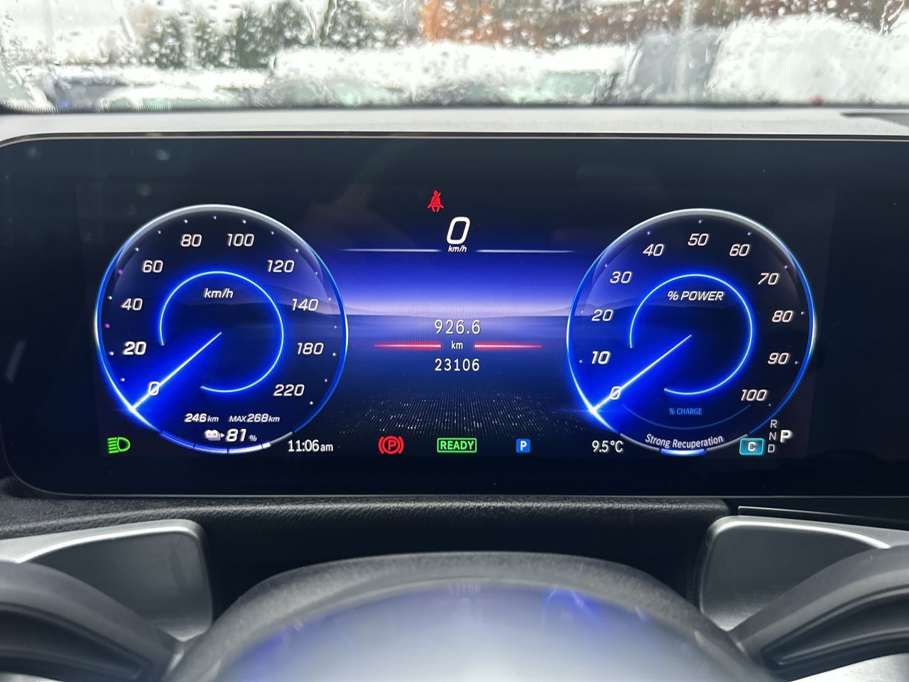 2024 Mercedes-Benz EQB300