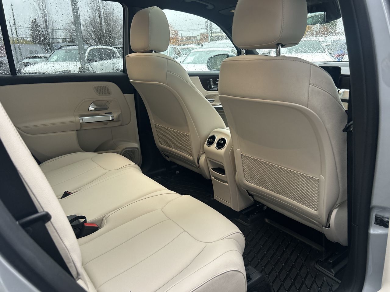 2024 Mercedes-Benz EQB300