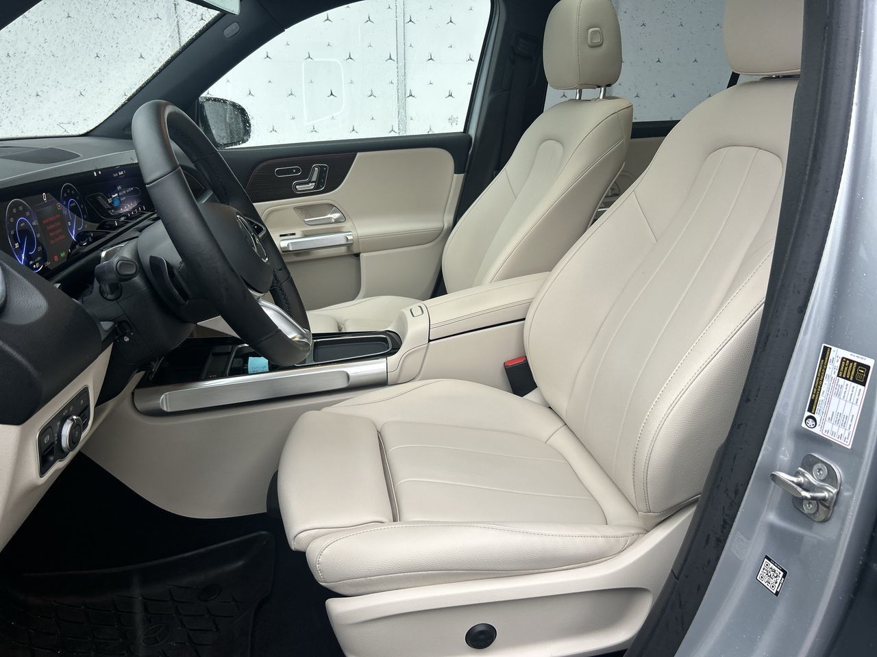 2024 Mercedes-Benz EQB300