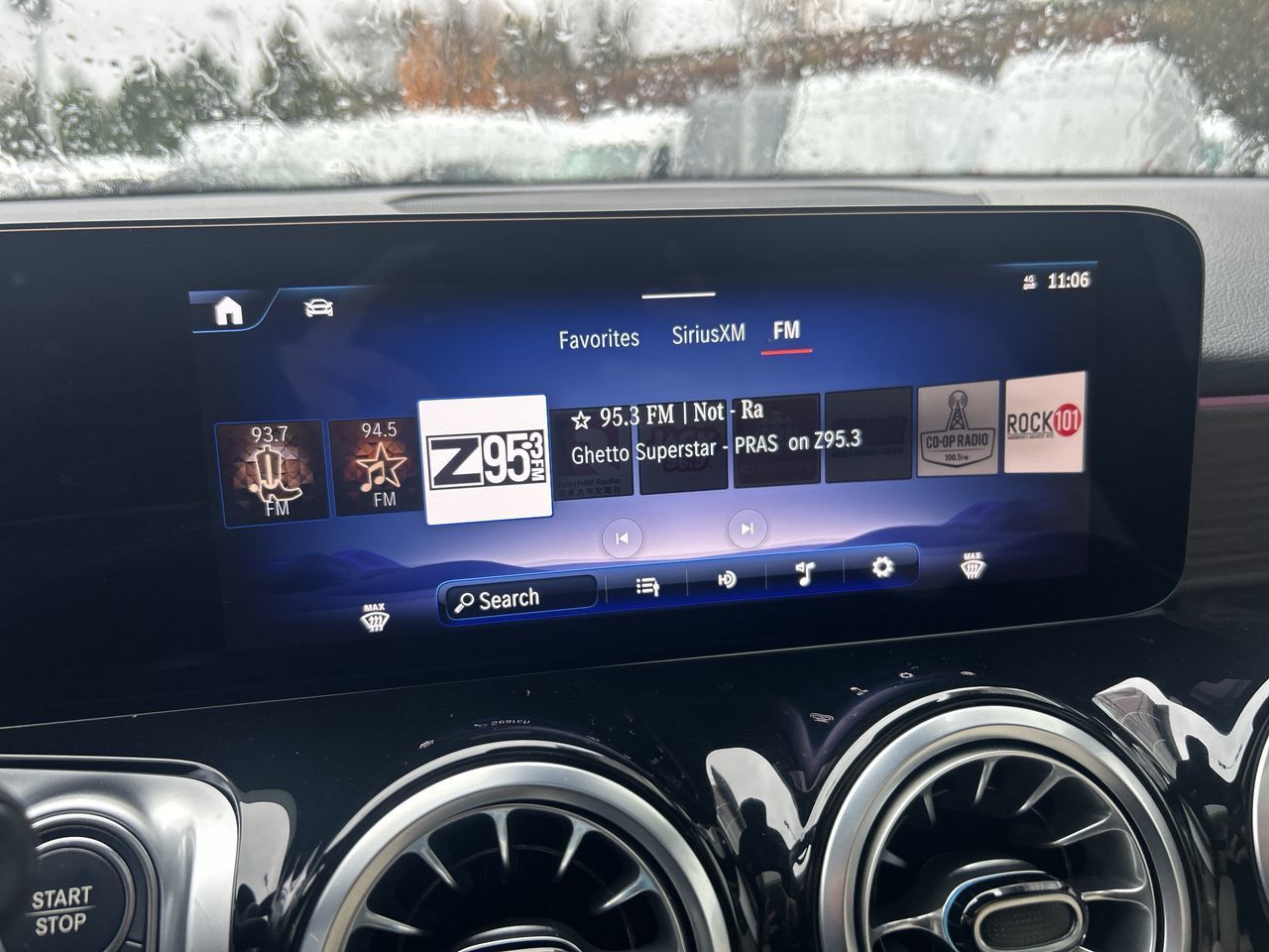 2024 Mercedes-Benz EQB300