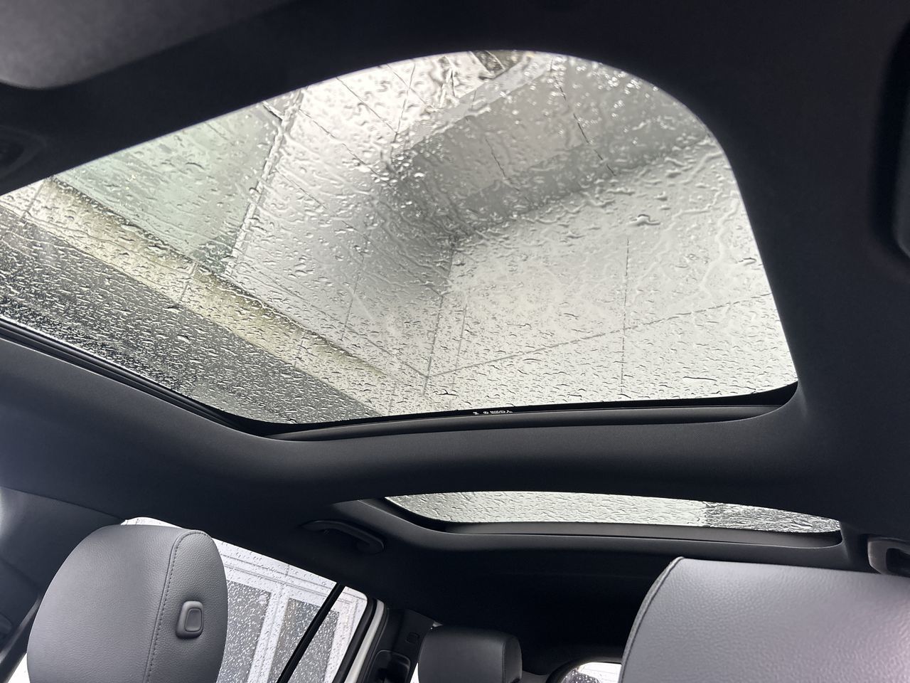 2024 Mercedes-Benz EQB300