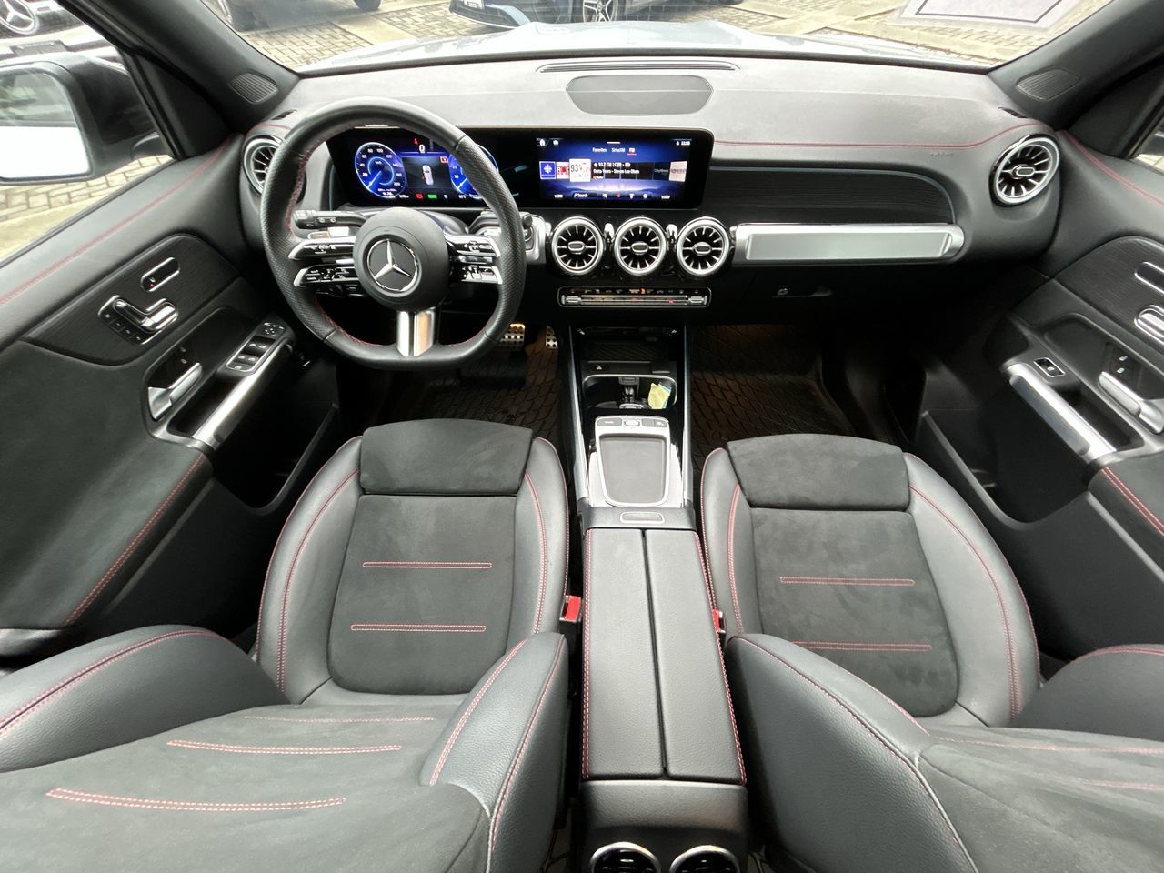 2024 Mercedes-Benz EQB300