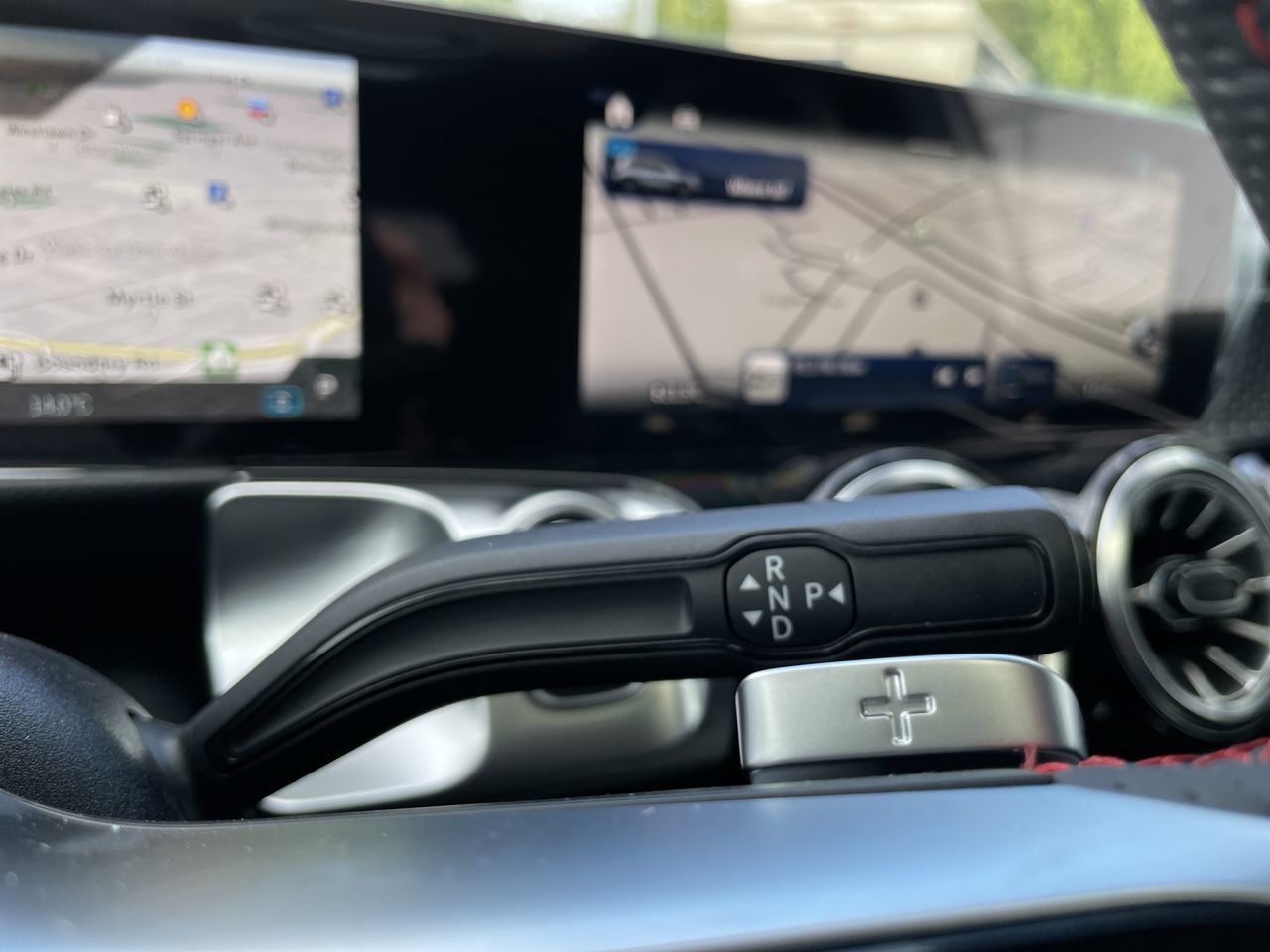 2024 Mercedes-Benz EQB300