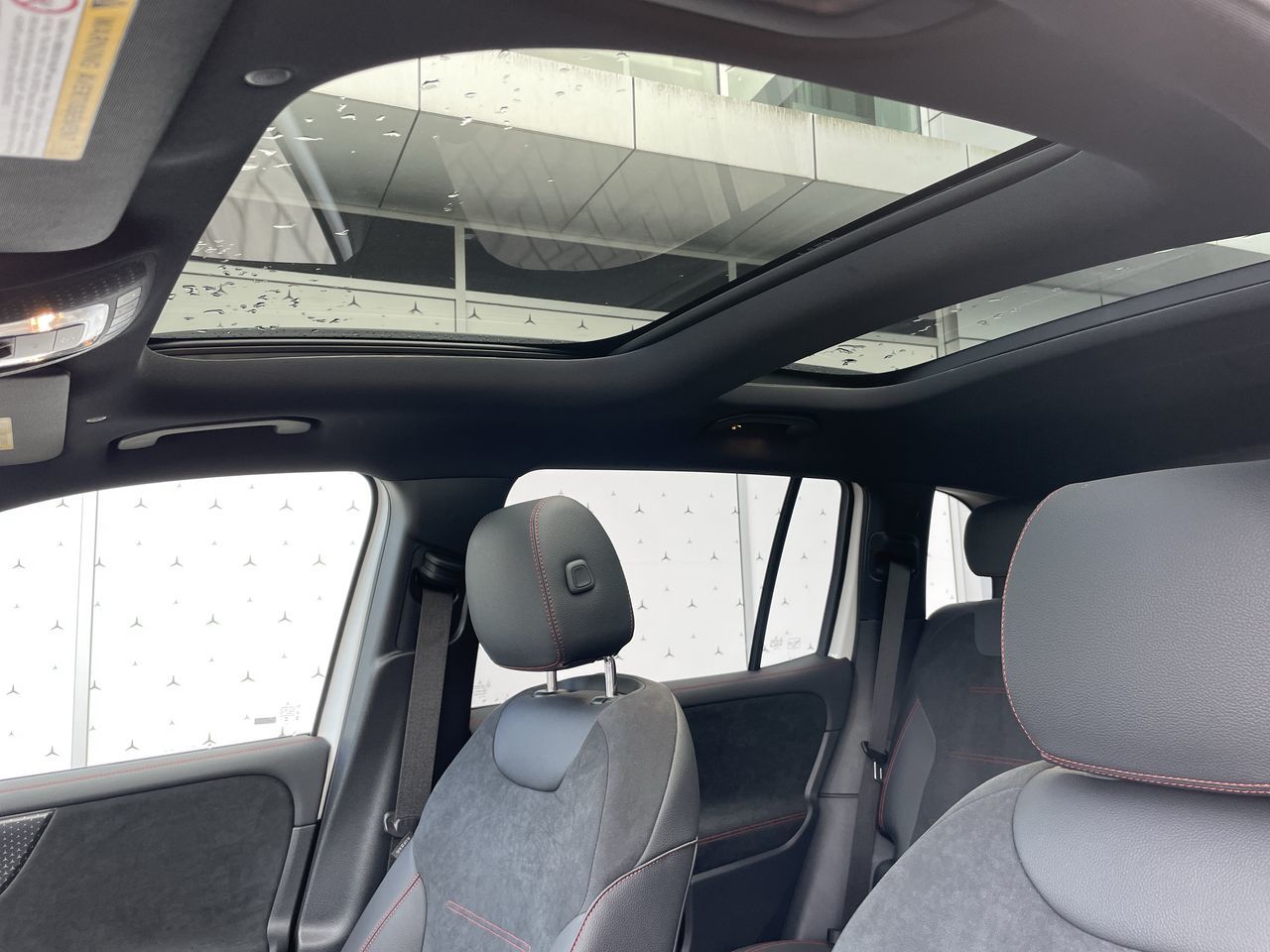 2024 Mercedes-Benz EQB300