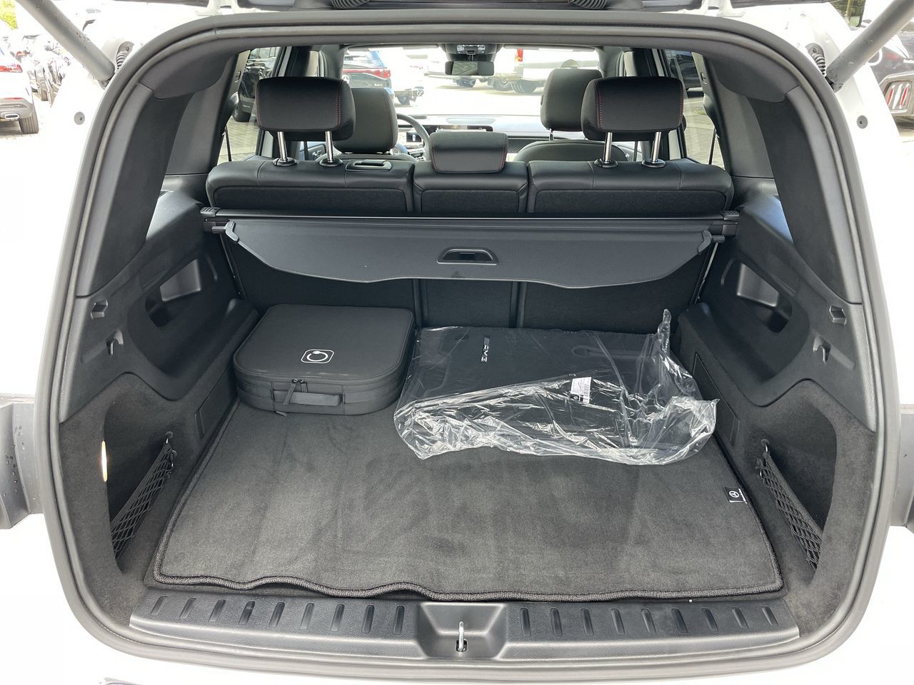 2024 Mercedes-Benz EQB300