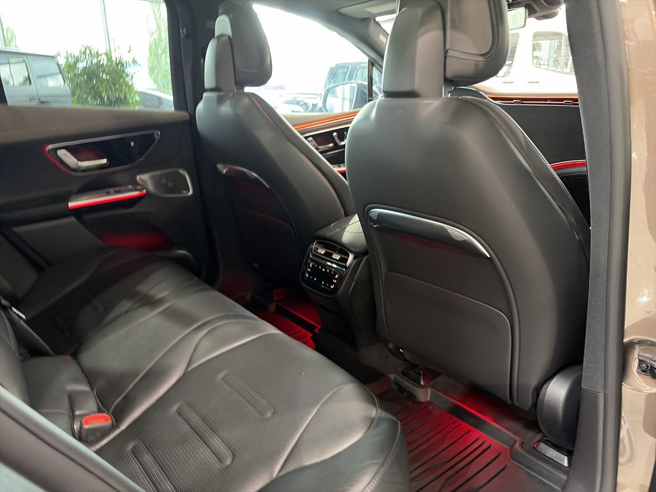 2024 Mercedes-Benz EQE AMG