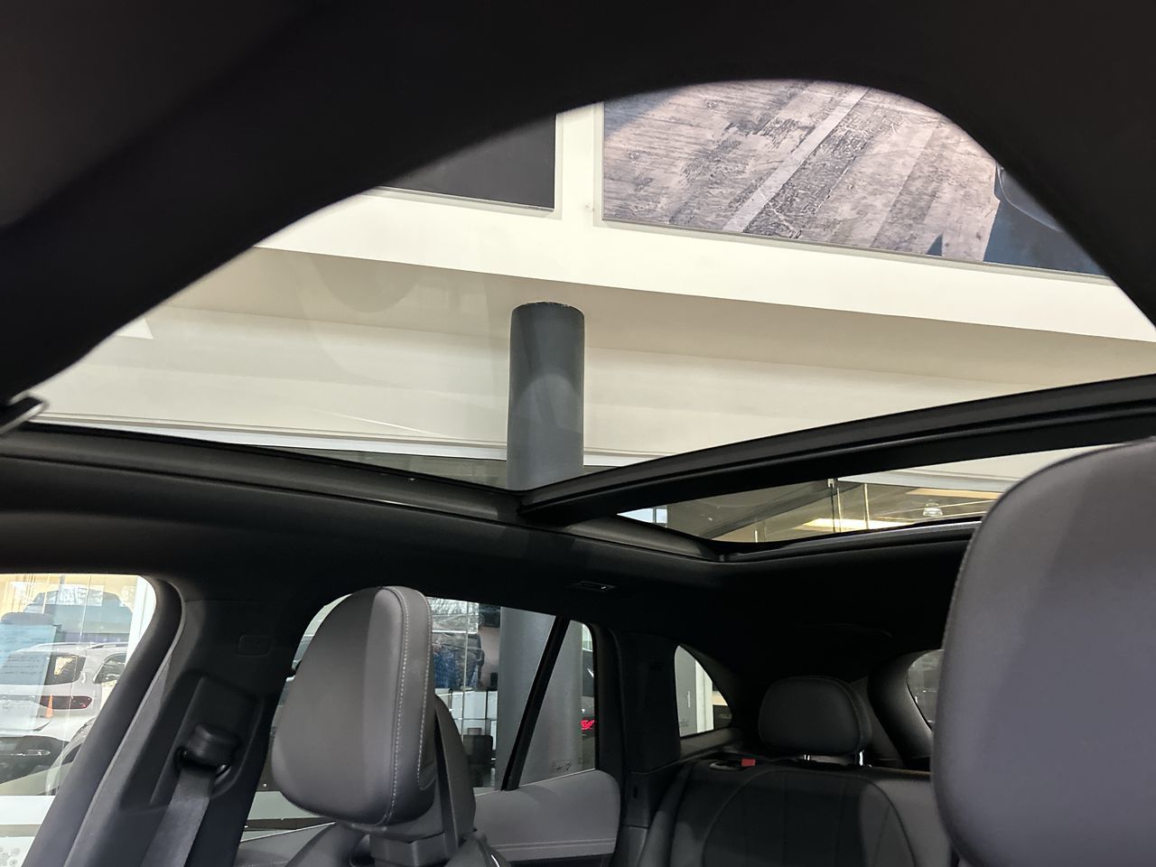 Mercedes-Benz EQE  2024 à Vancouver, Colombie-Britannique