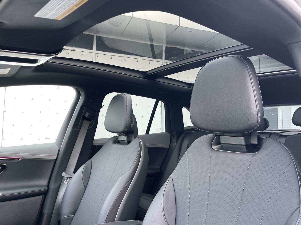 Mercedes-Benz EQE  2024 à Vancouver, Colombie-Britannique