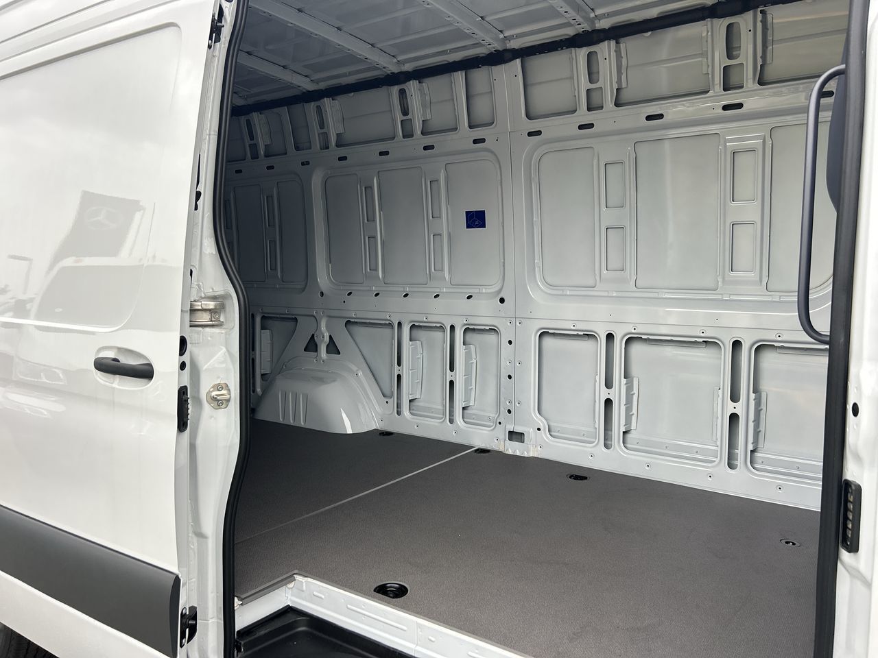 2025 Mercedes-Benz ESprinter in Vancouver, British Columbia