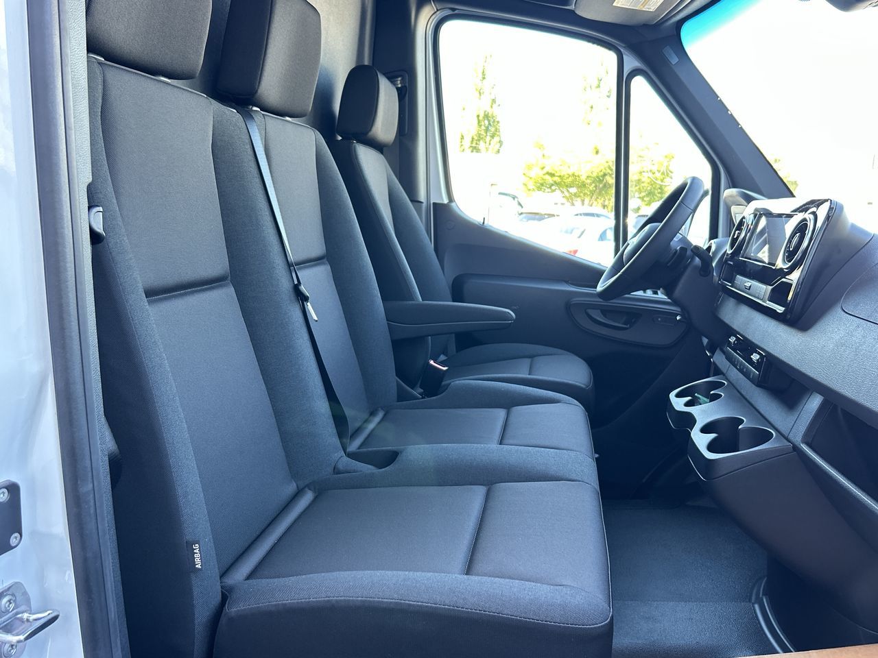 2025 Mercedes-Benz ESprinter