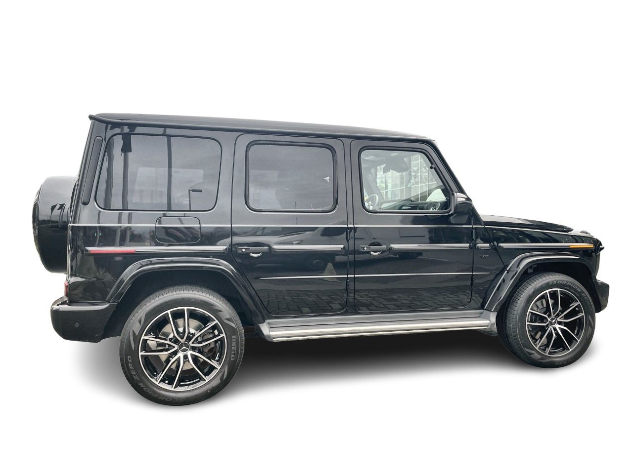 2021  G550