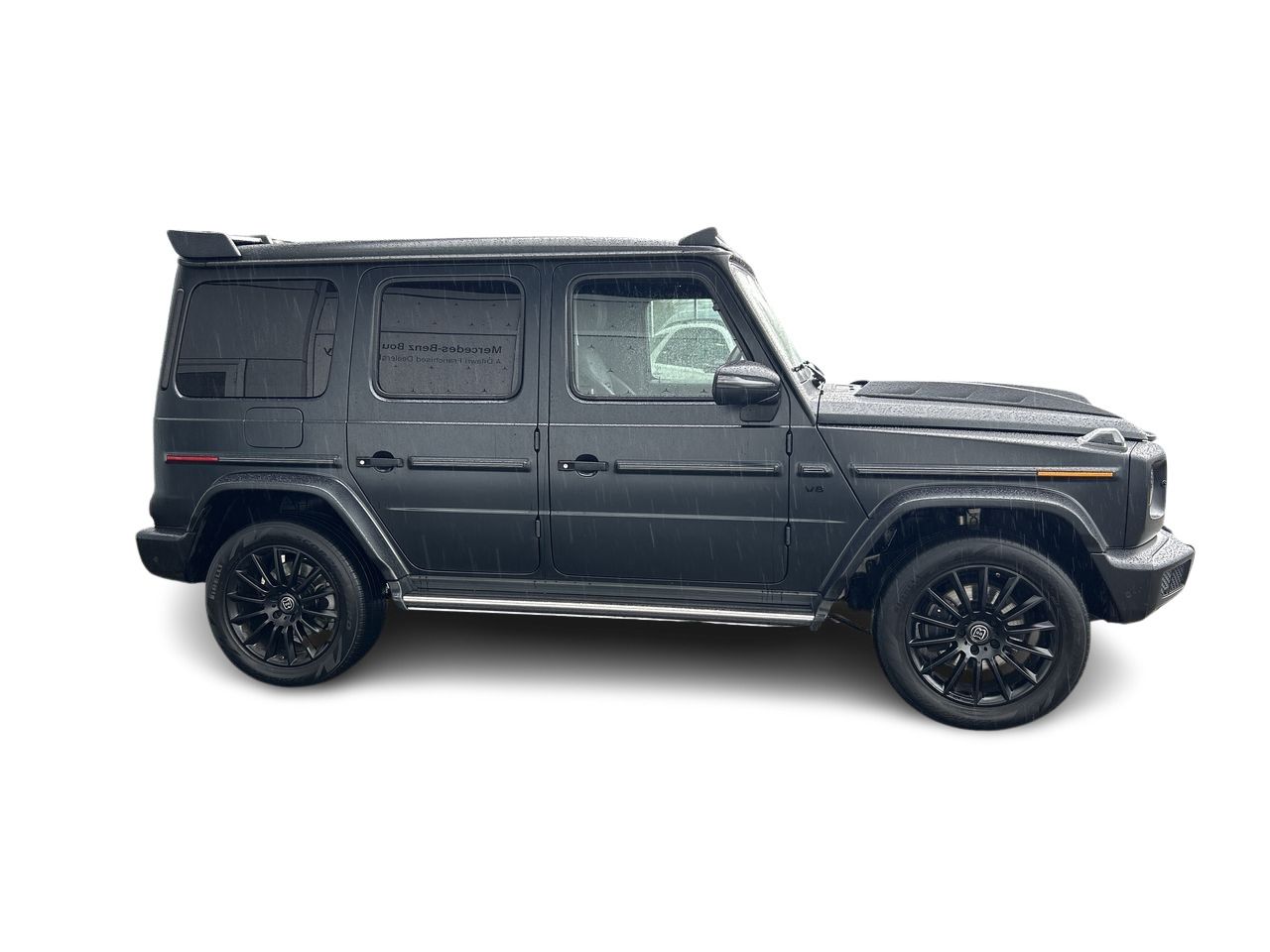 2022  G550