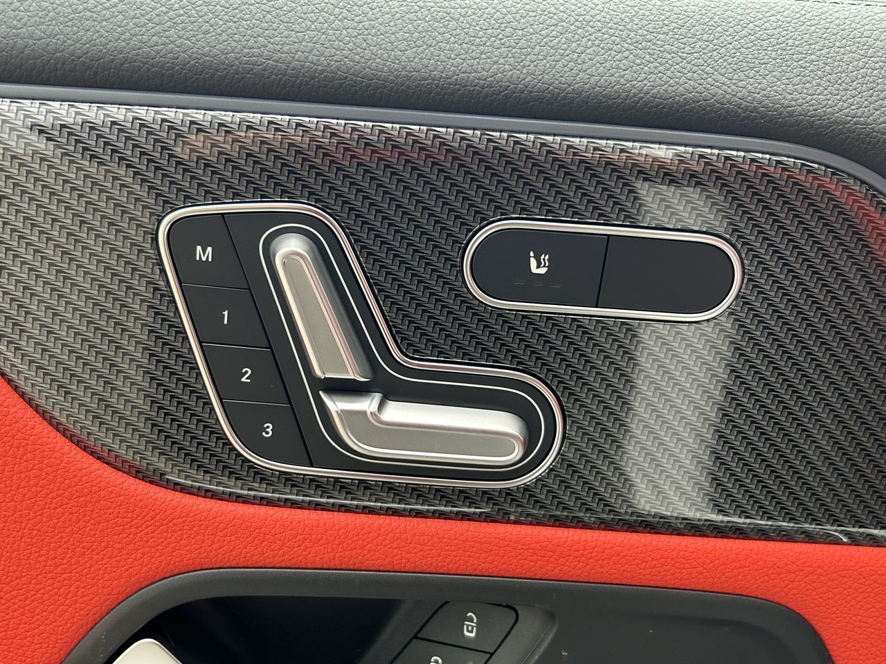 2025 Mercedes-Benz GLA