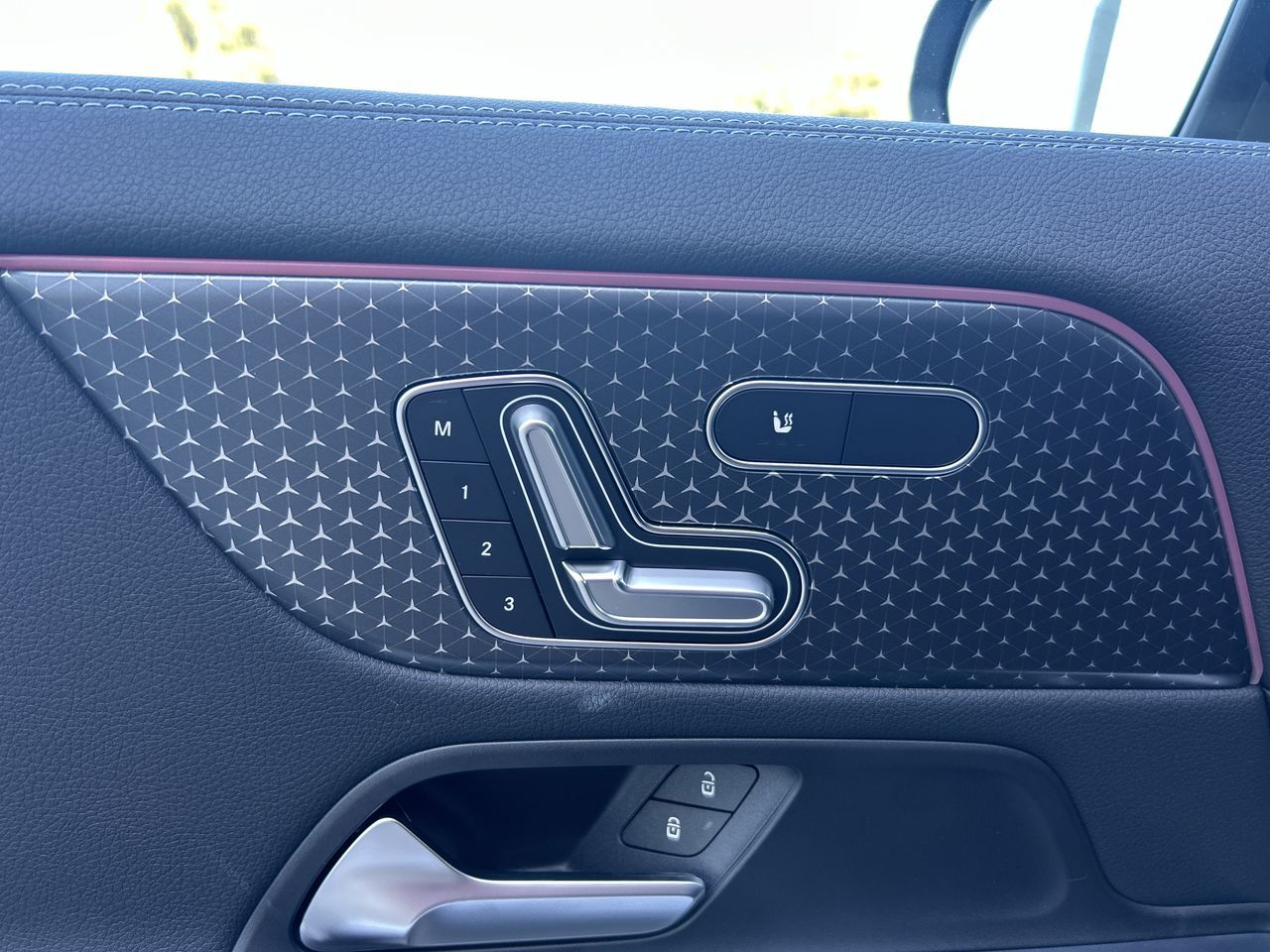 2025 Mercedes-Benz GLA